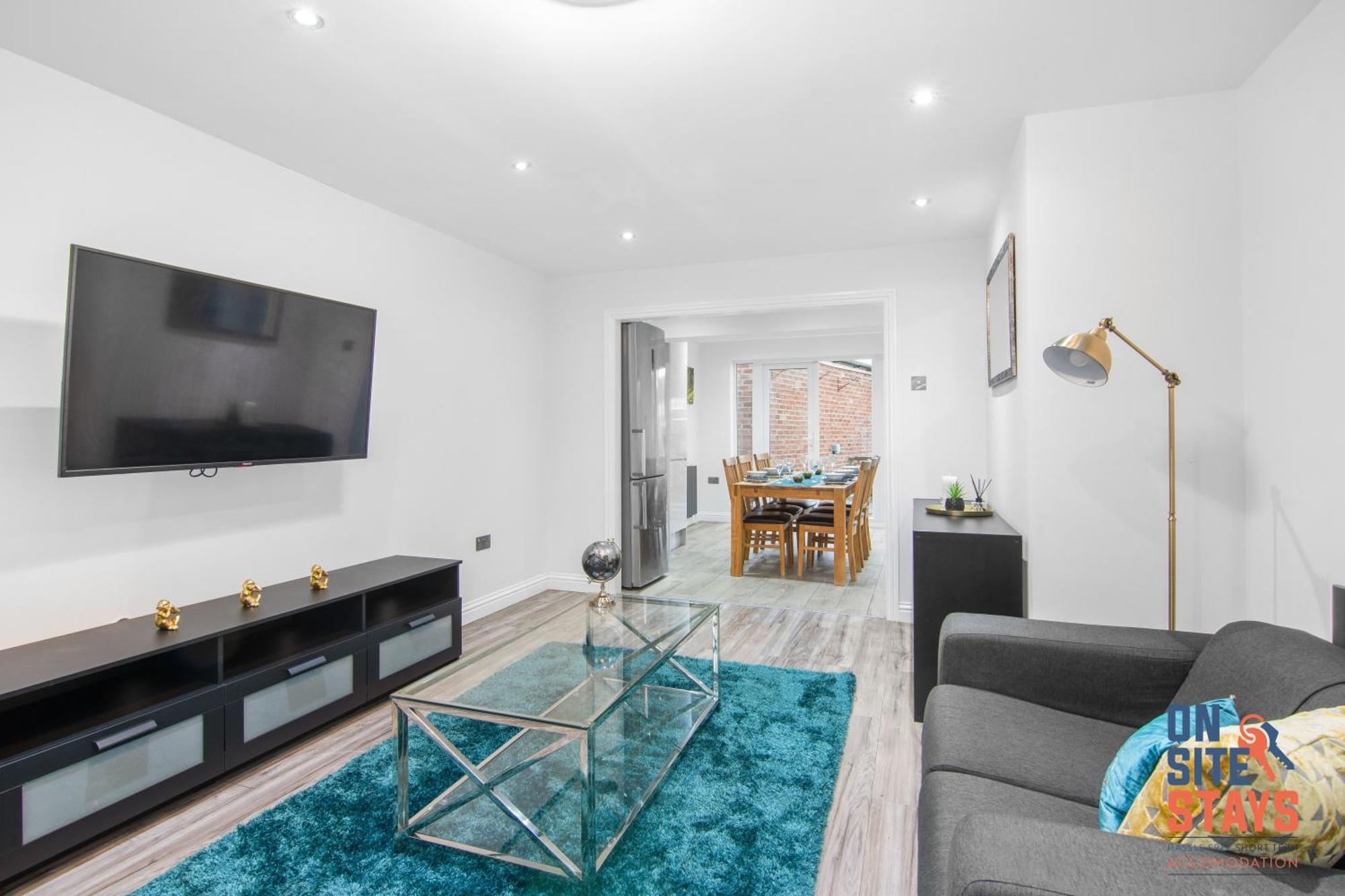 Onsitestays - Spacious 3 Bed House With Garden, Wifi & 4 Plus Parking Грейвсенд Екстер'єр фото